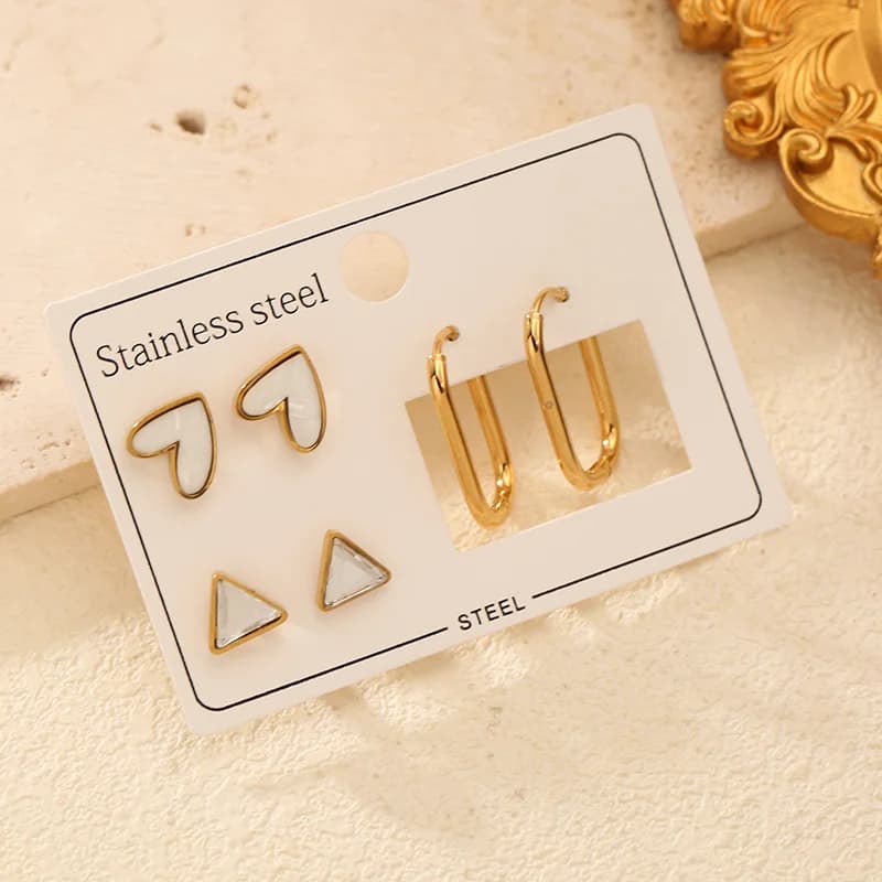 Set van 3 paar driehoekige hartvormige oorring- en knopoorbellen