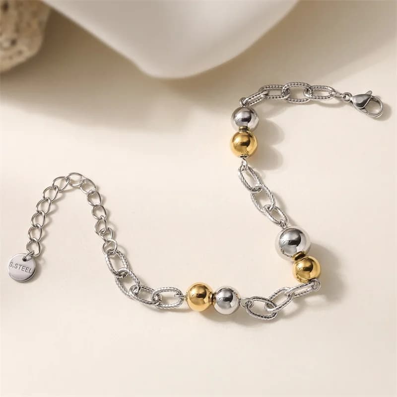 Armband van kralenlinkketting