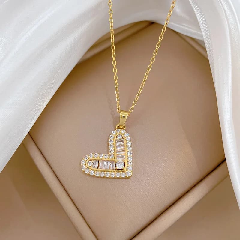 Hangerketting met sprankelend zirkoon in hartvorm