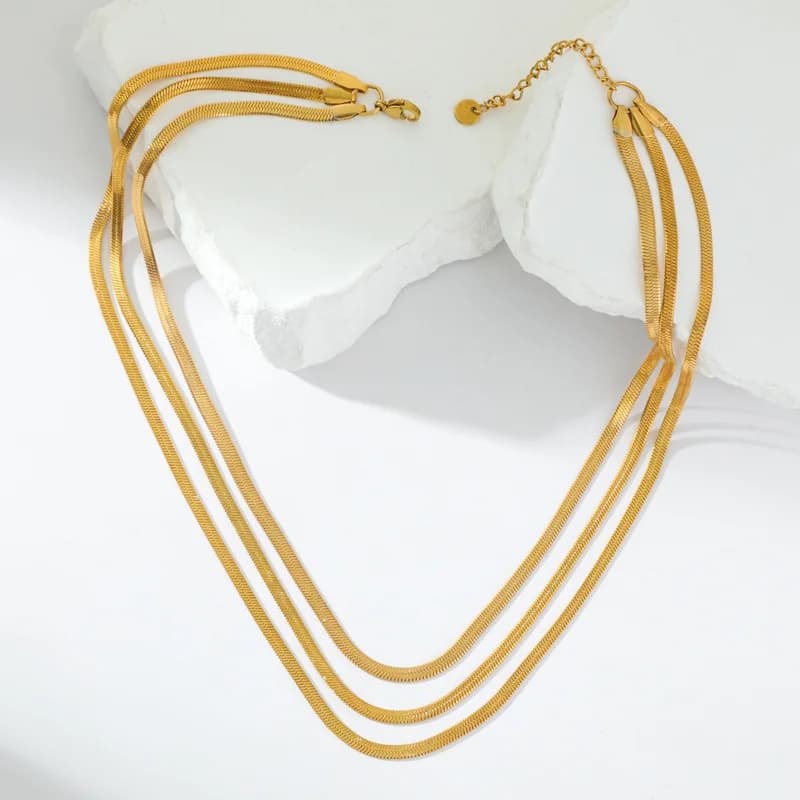 Gouden meerlagige ketting kraag