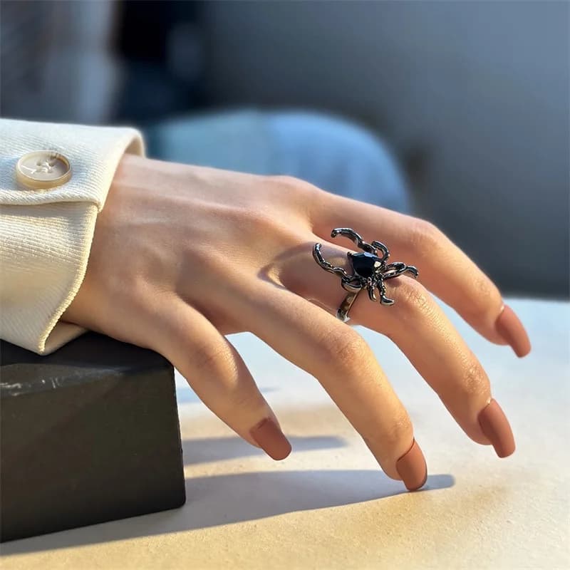 Verstelbare open ring met spin en zirkonia