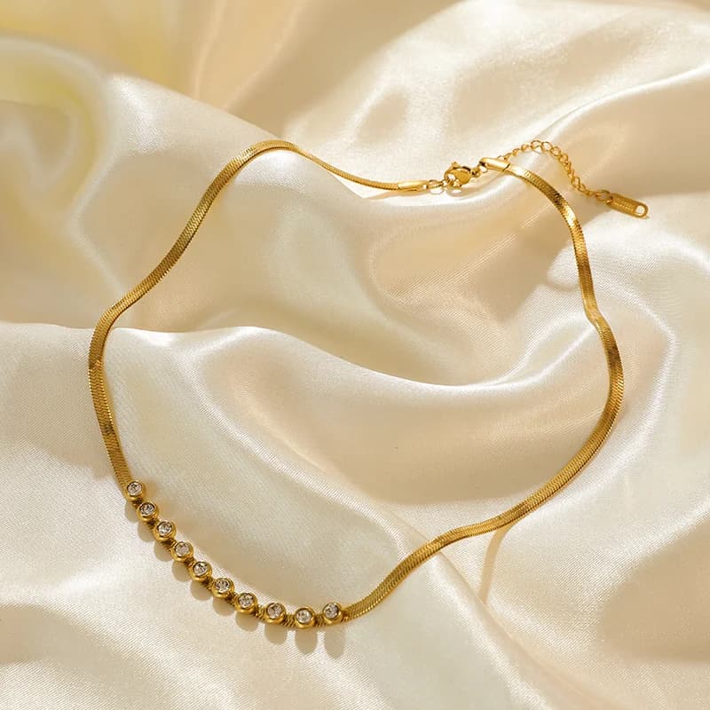 Goudkleurige Zirkoon Choker Ketting