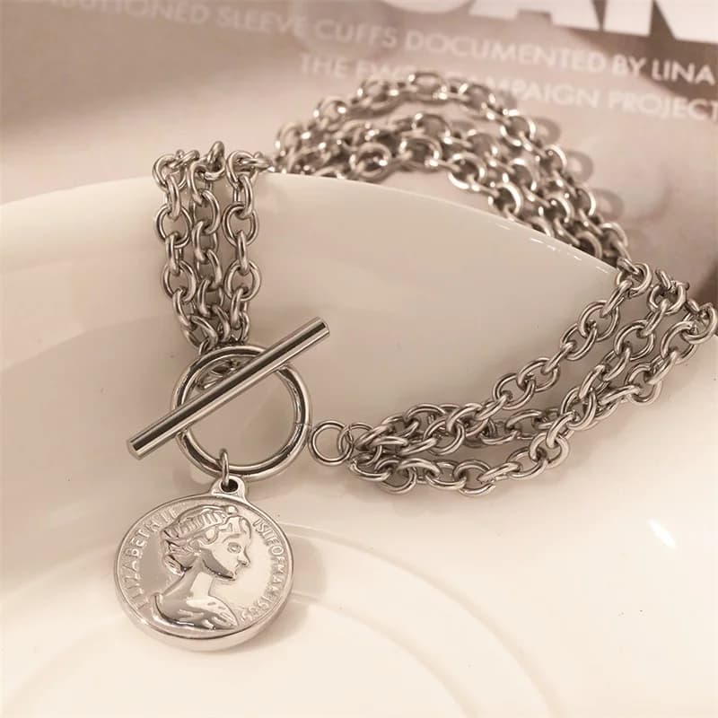 Zilverkleurige Hart Kralen Bedel Bangle