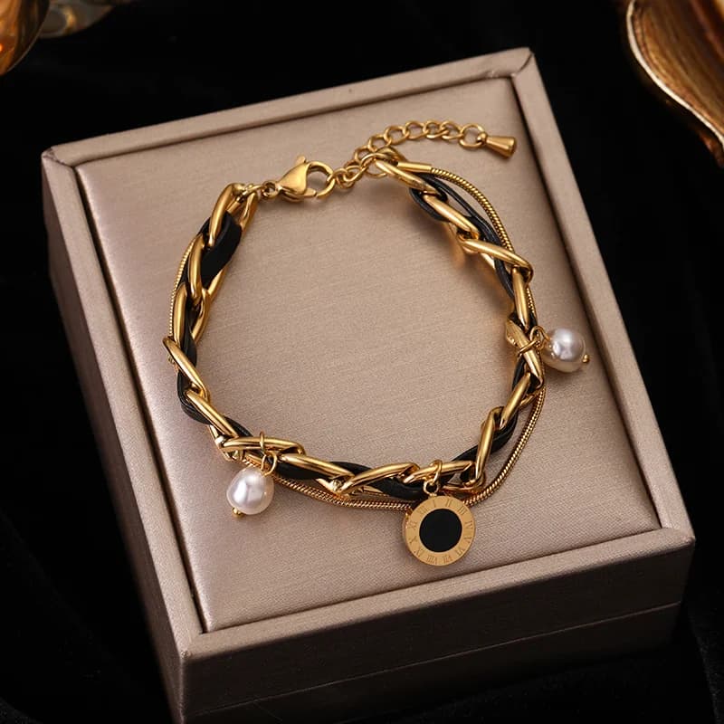 Goudkleurige multilaags bedelarmband