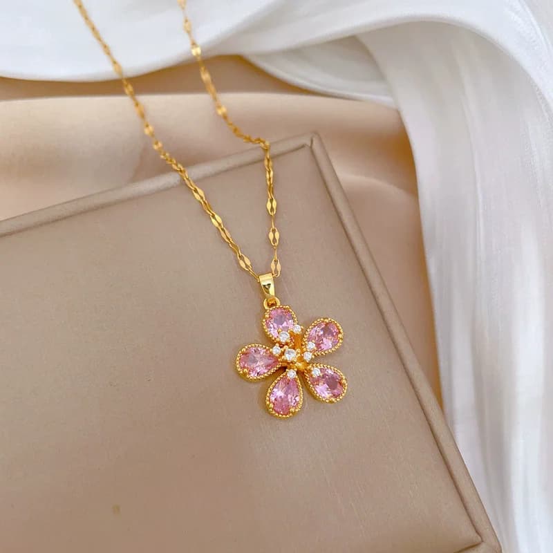 Hangerketting met sprankelend zirkoon in hartvorm